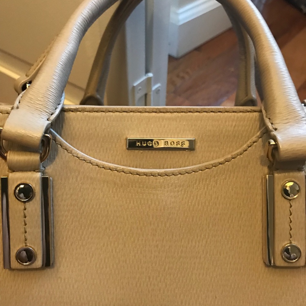 Hugo Boss Bag - Picture 3 of 8